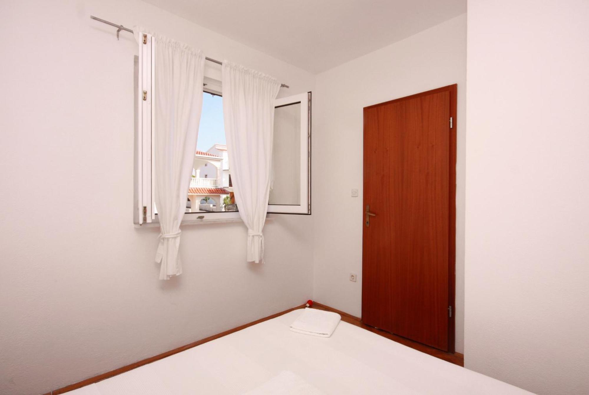 Apartments By The Sea Rastici, Ciovo - 2104 トロギール 部屋 写真