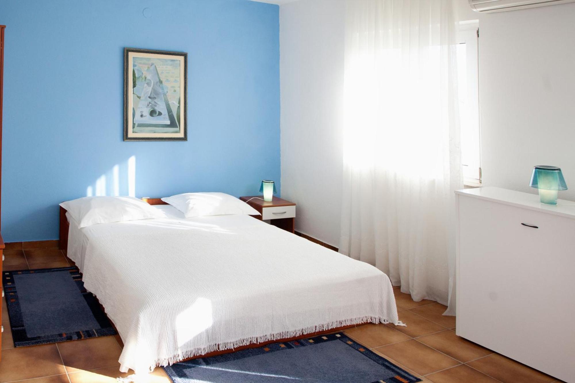 Apartments By The Sea Rastici, Ciovo - 2104 トロギール 部屋 写真